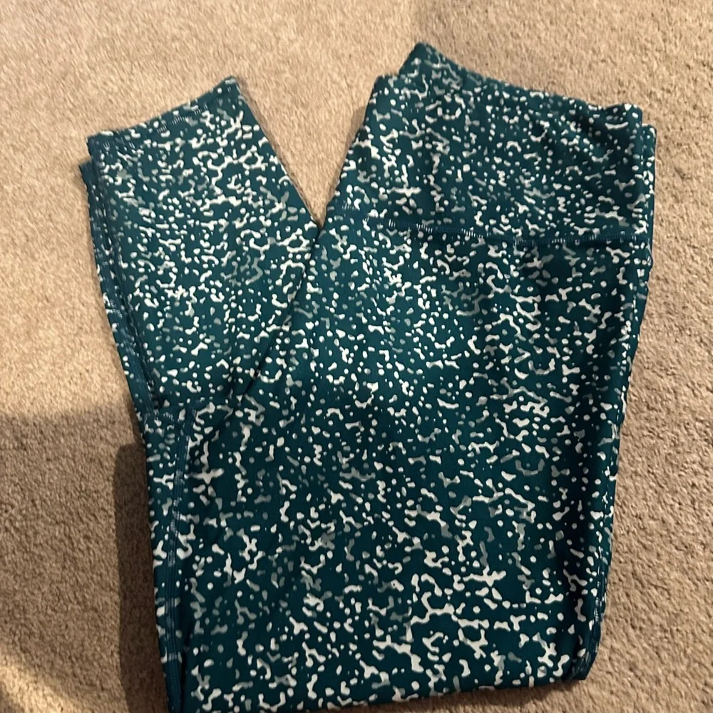 Under Armour Teal and White Compression Pants - Picture 1 of 4